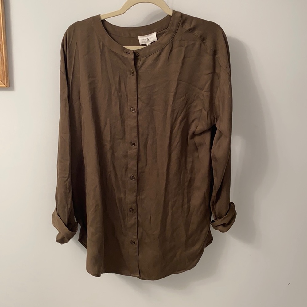 dark green lou & grey blouse
